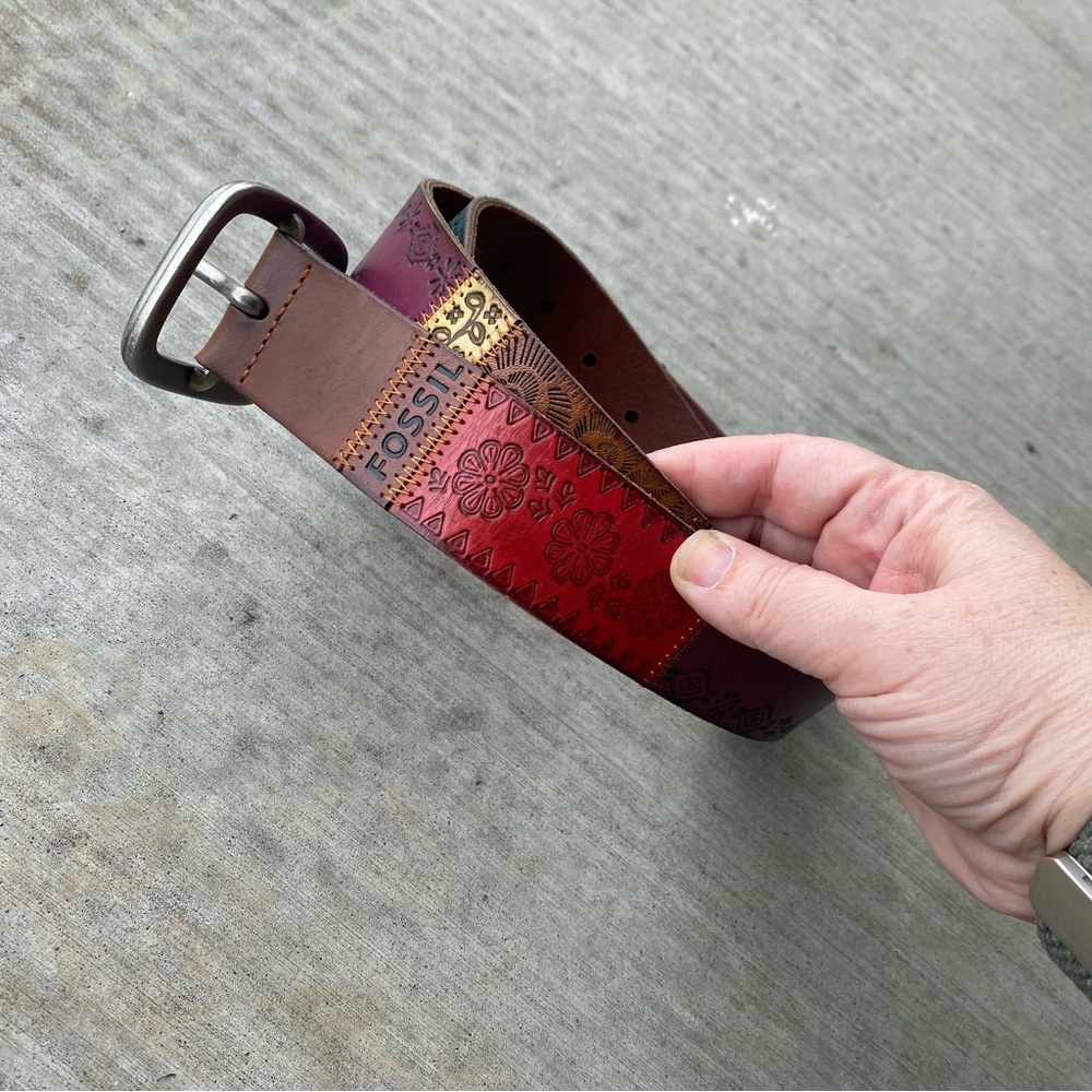 Fossil Women's Floral Embossed Leather Belt in Red and Brown